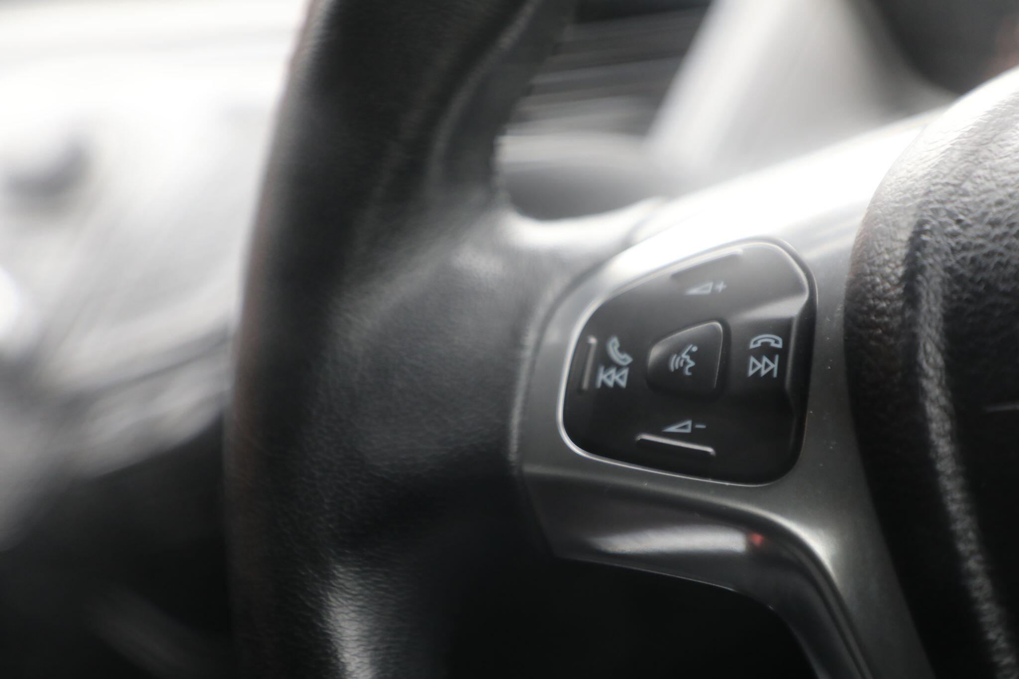 Large vehicle image